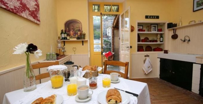 Breakfast Kitchen